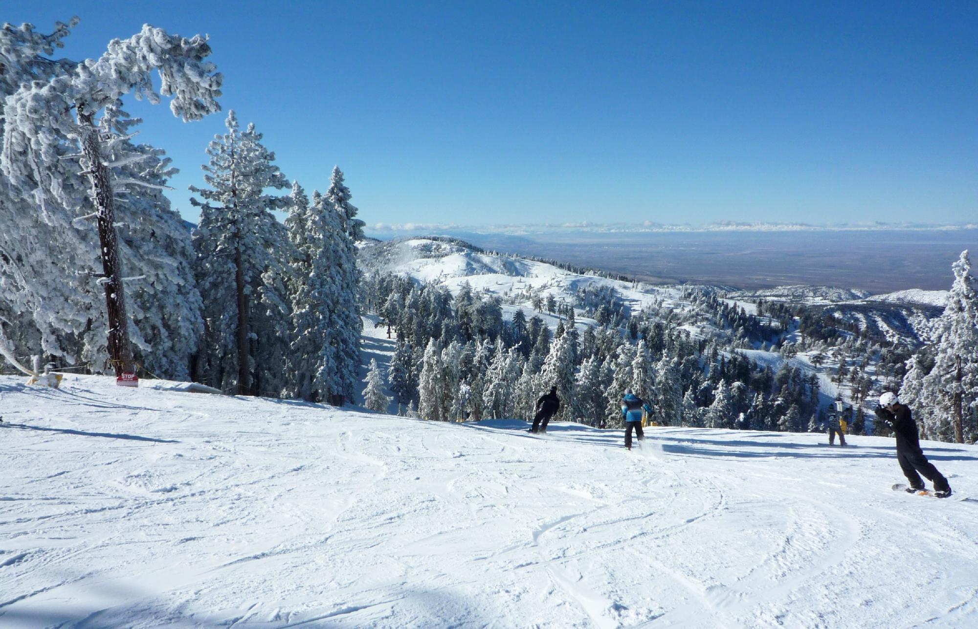 Wrightwood skiing